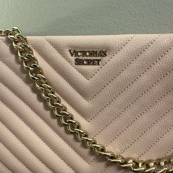 Victoria’s Secret‎ Purse - Picture 2 of 4
